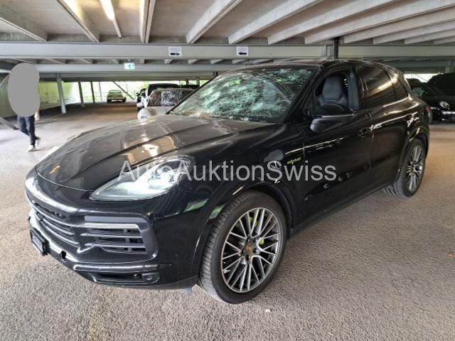 Porsche Cayenne 3.0 V6 E-Hybrid Platinum Edition