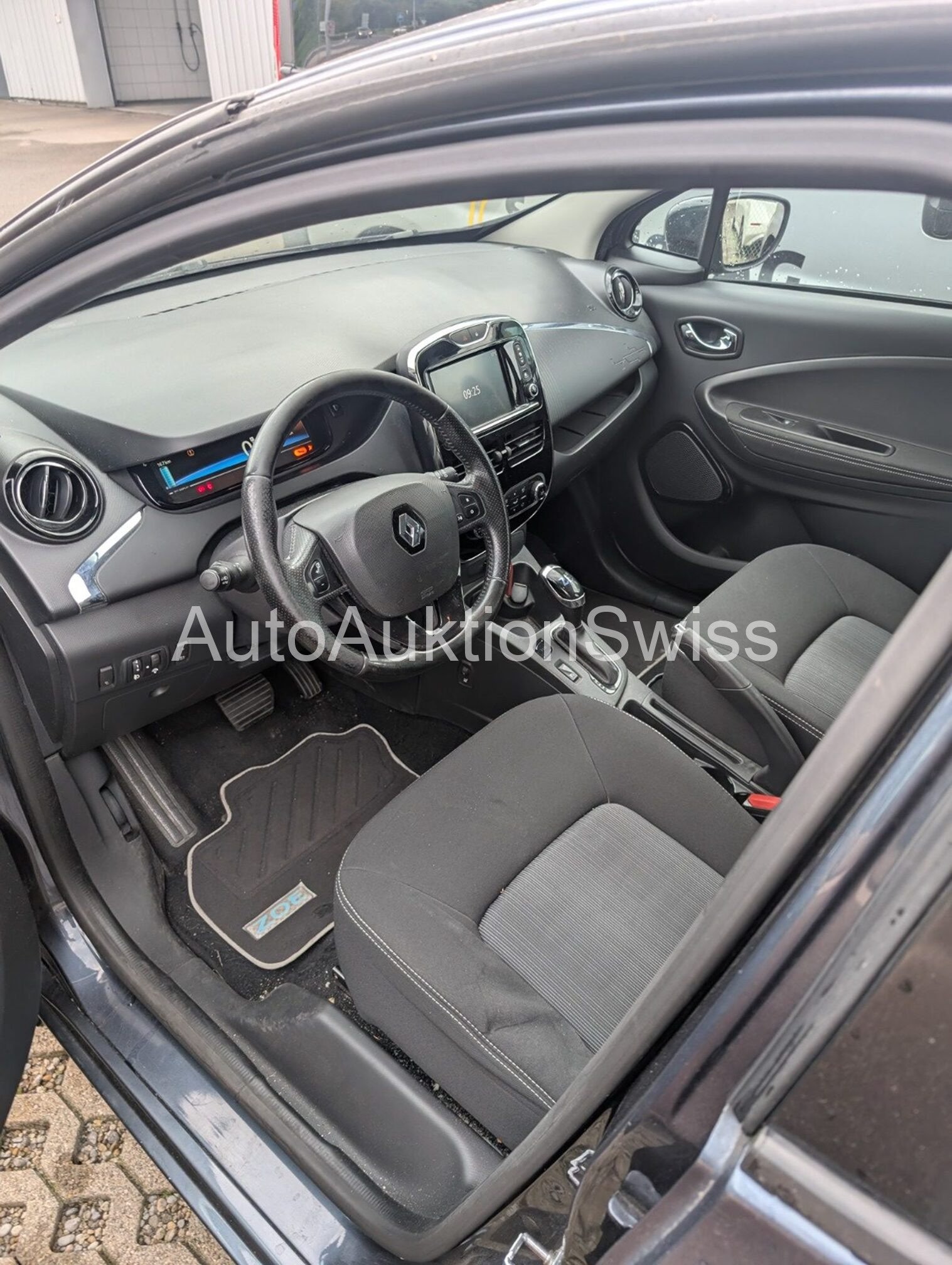 RENAULT Zoe