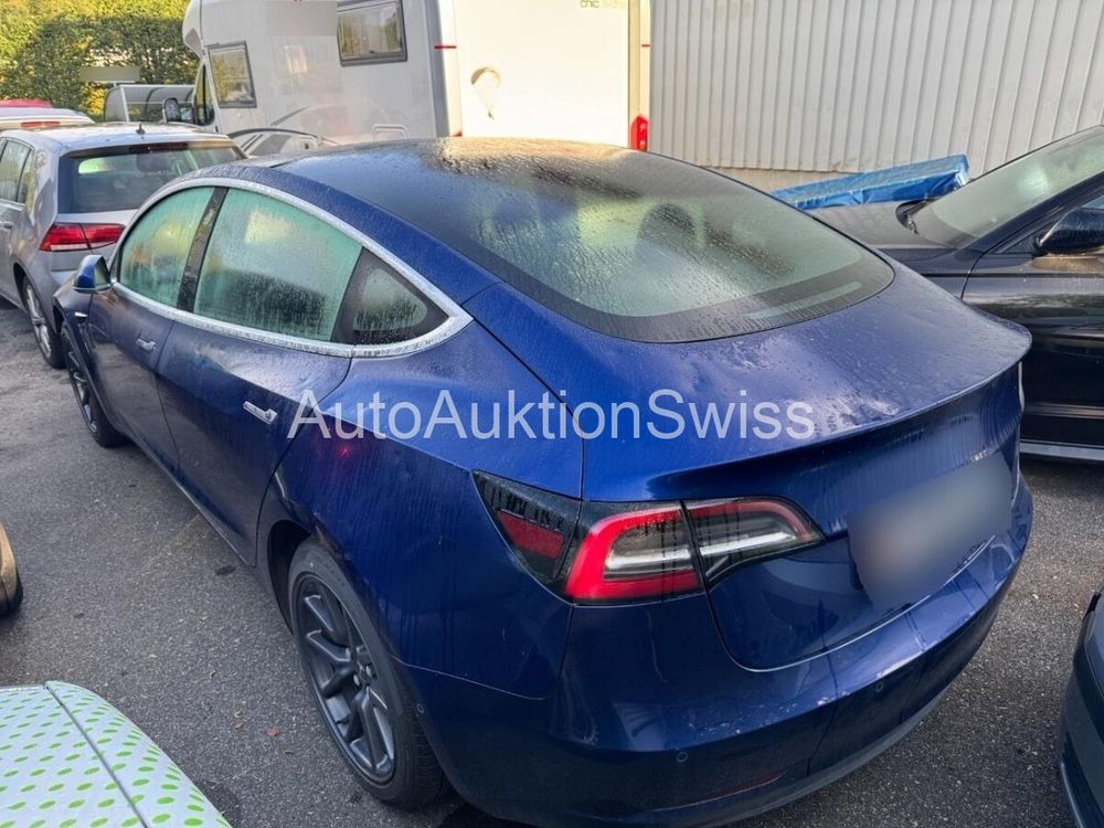 Tesla Model 3 Long Range, 483 PS