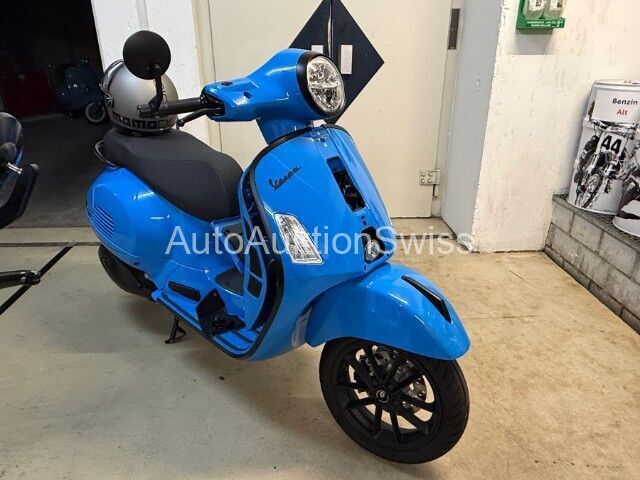 Piaggio Vespa GTS 310