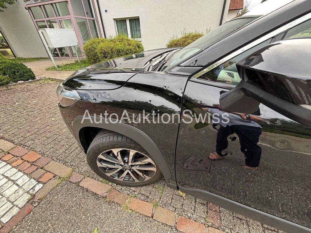 TOYOTA Corolla Cross 4WD Trend