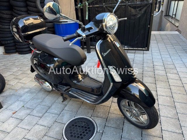 Piaggio Vespa 125 Primavera
