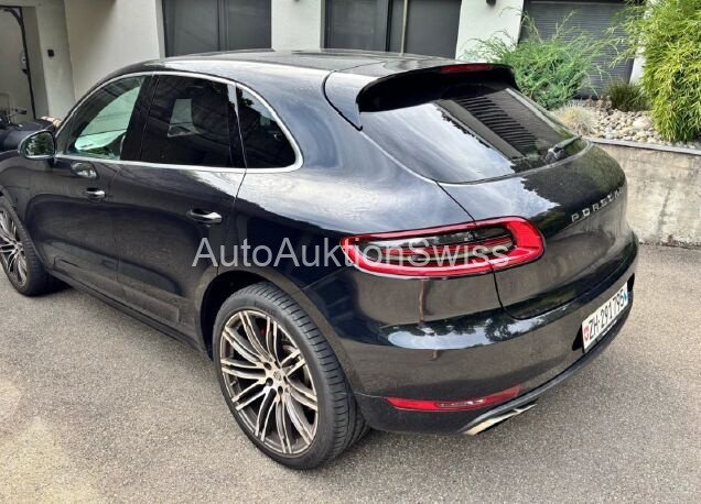Porsche Macan Turbo