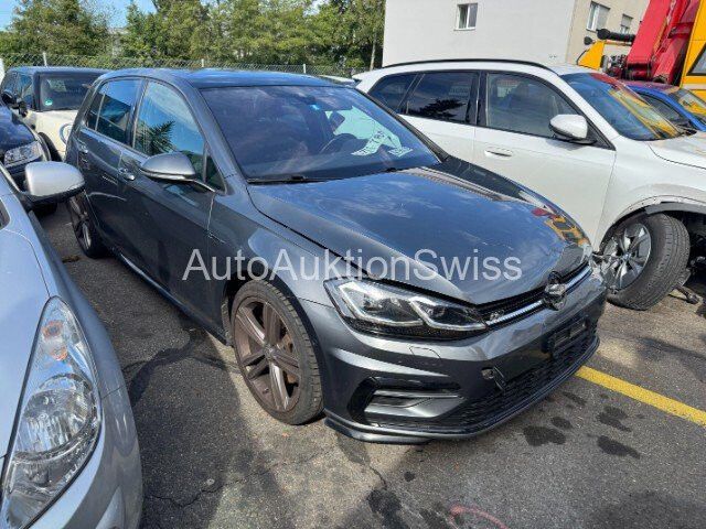 VW Golf VII 1.5 TSI 150 Highline DSG