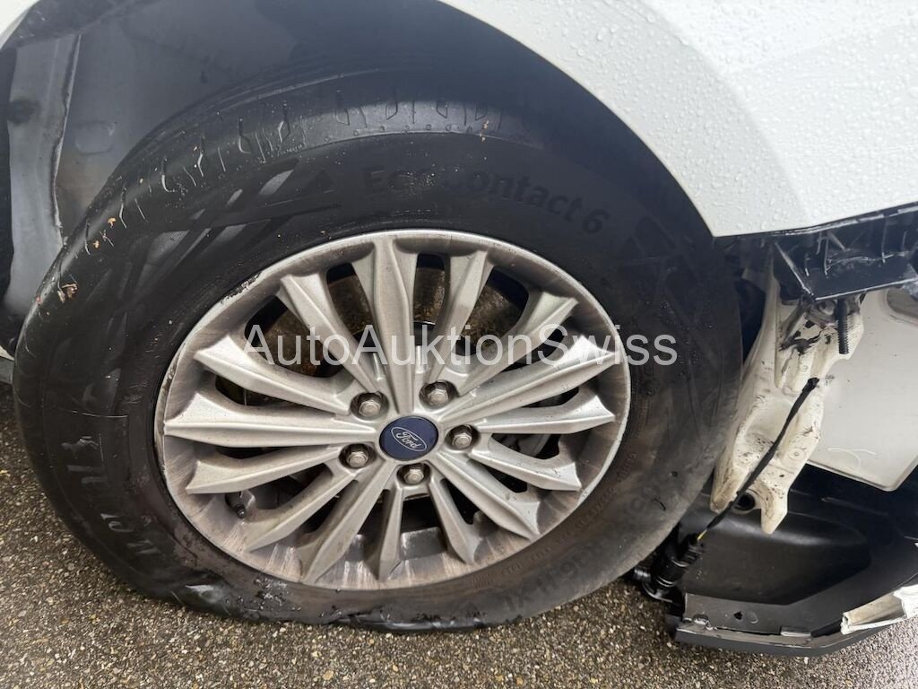 Ford Focus Station Wagon 1.5 EcoBlue 120 Titanium