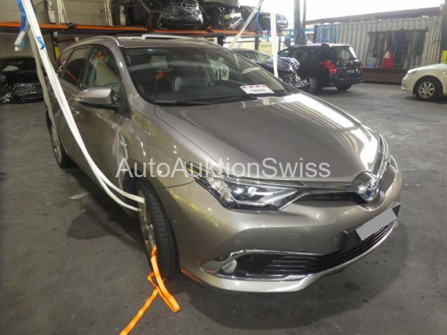 Toyota Auris Touring Sports 1.8 HSD Comfort