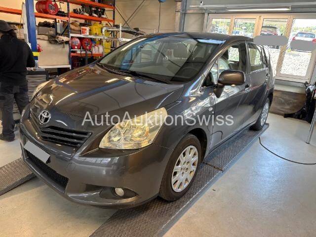 Toyota Verso 1.8 VVT-i Sol 7P