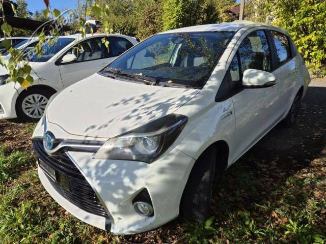 Toyota Yaris 1.5 VVT-i HSD Luna