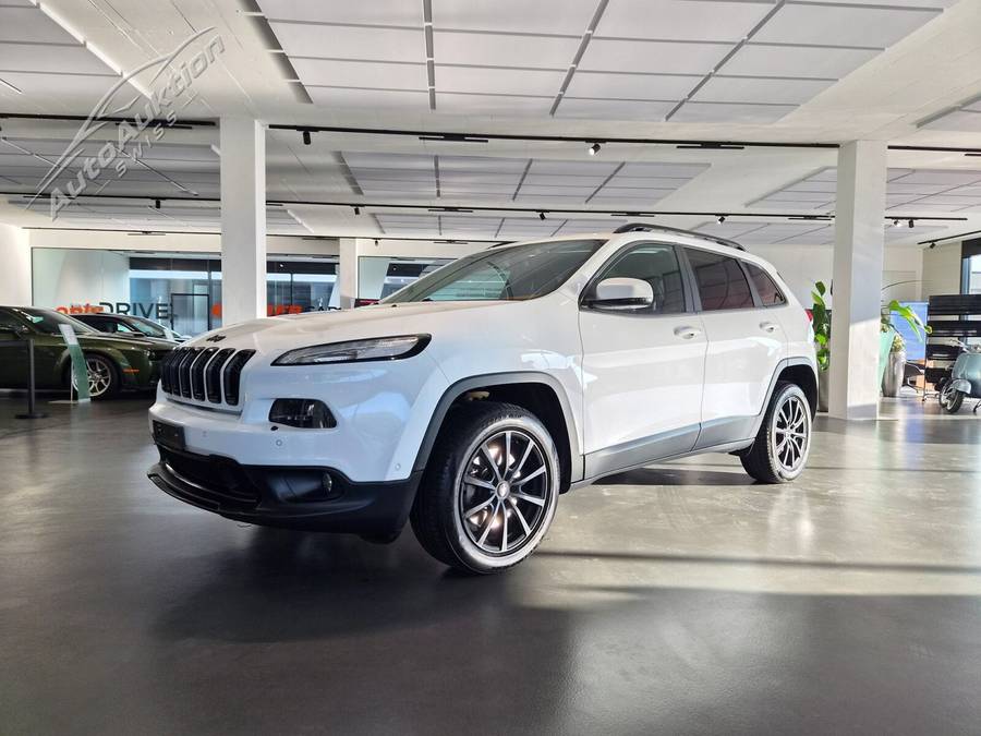 JEEP Cherokee 2.2 TD Night Eagle