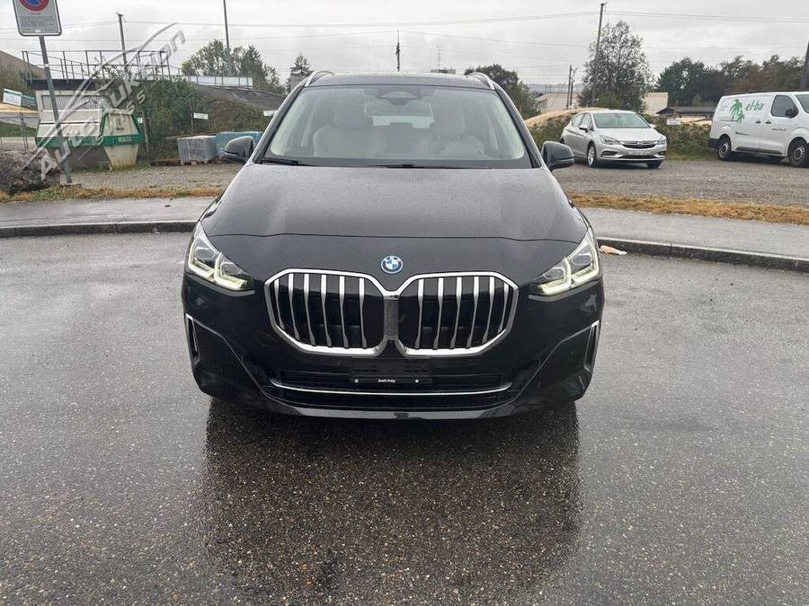 BMW 230e xDrive Active Tourer
