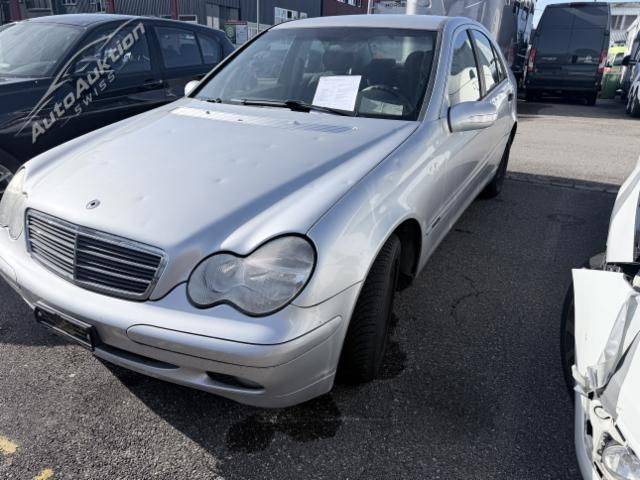 Mercedes-Benz C-Klasse W203 C 200 Kompressor