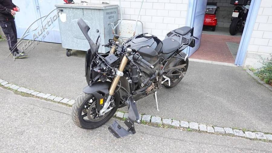 BMW S 1000 RR