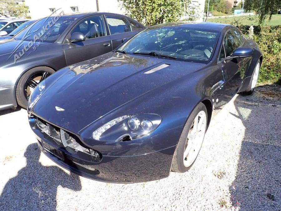 ASTON MARTIN V8 VANTAGE 4.3