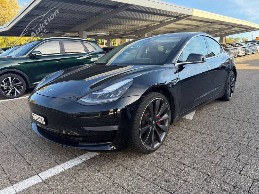 TESLA Model 3