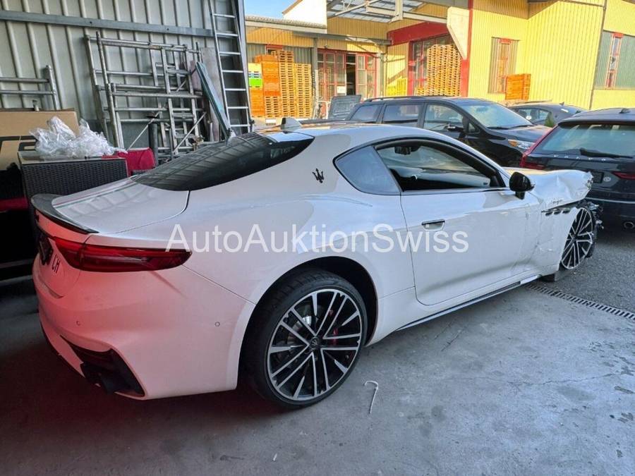 MASERATI GranTurismo Trofeo, 550 PS