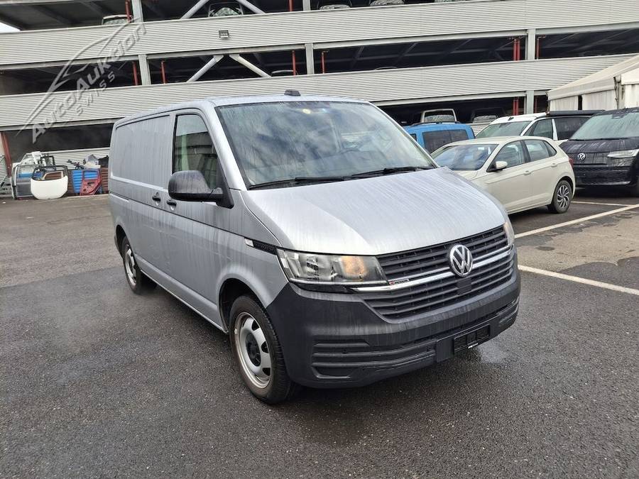 VW 6.1 Fourg 3000 TDI 150 DSG 4M