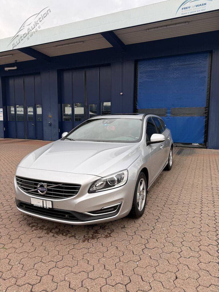 Volvo V60 D4