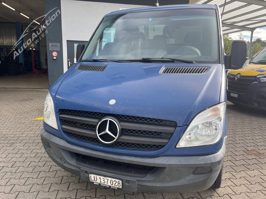 MERCEDES-BENZ 319 CDI
