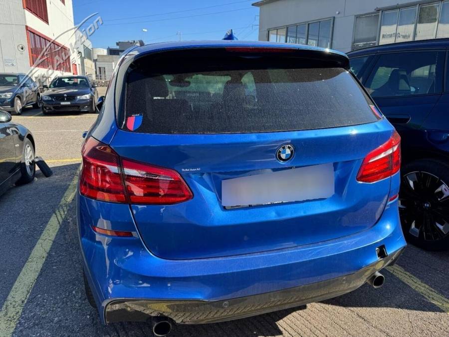 BMW 220i , 192 PS