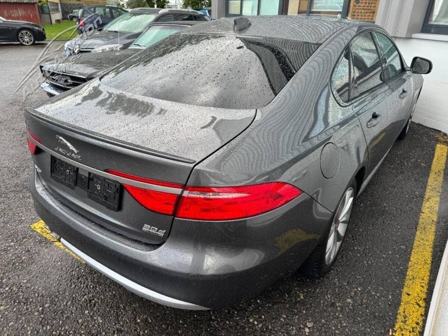 JAGUAR XF 20d R-Sport AWD, 180 PS