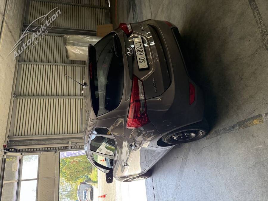 Hyundai ix20 (JC)(2010->) Style