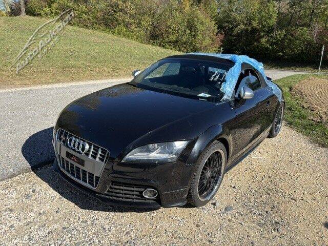Audi TTS Roadster 2.0 TFSI quattro S-Tronic