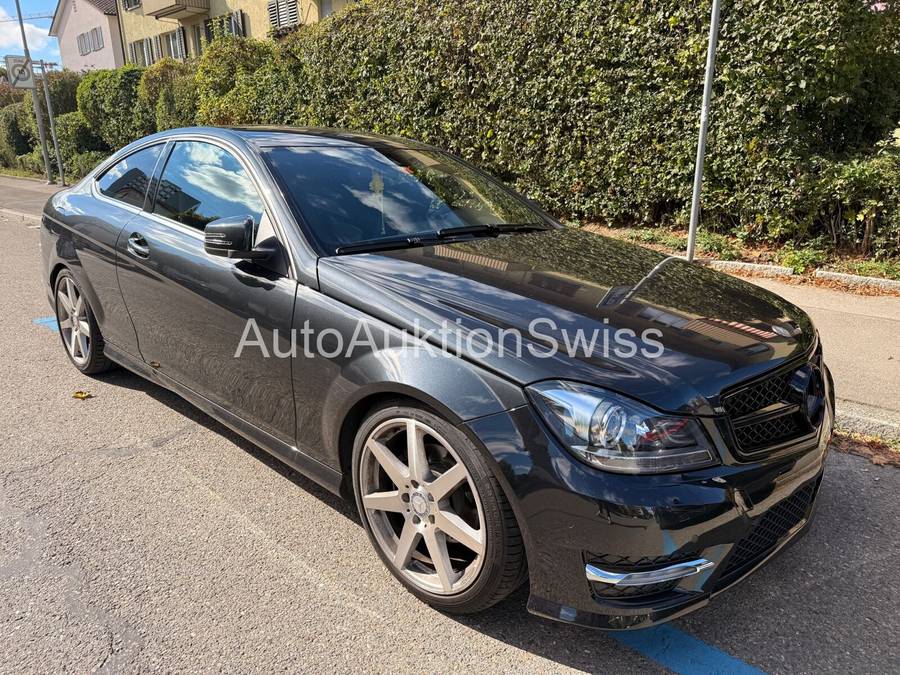 MERCEDES-BENZ C 180