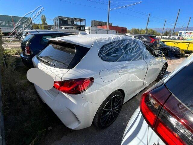 BMW M135I XDRIVE STEPTRONIC limousine