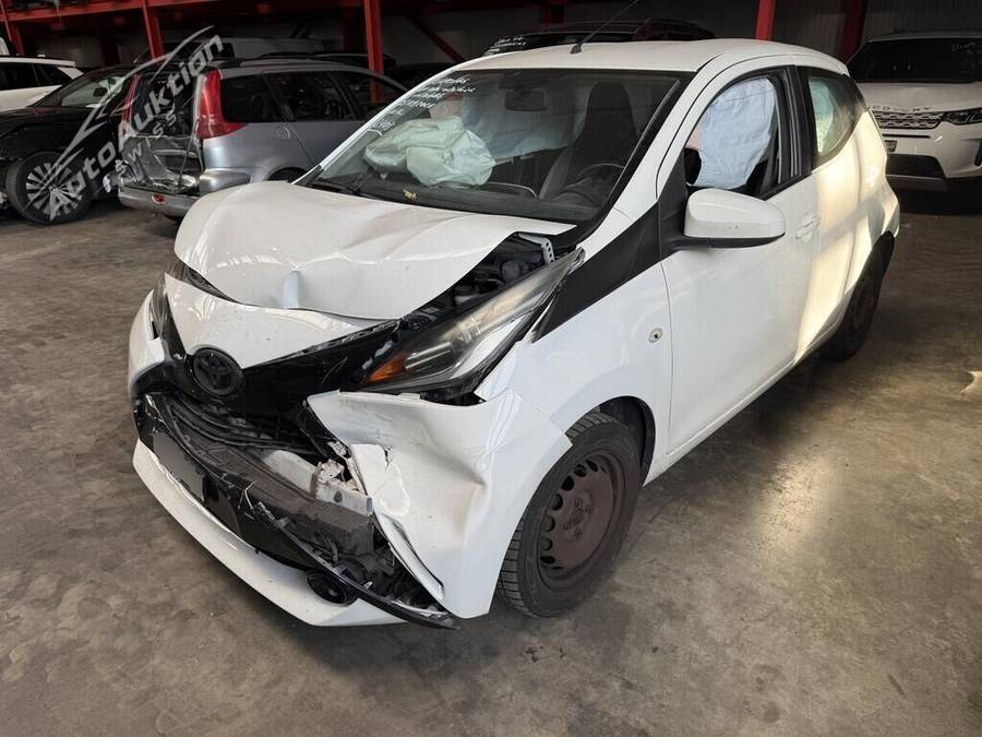 Toyota Aygo 1.0 VVT-i x-play MultiMode