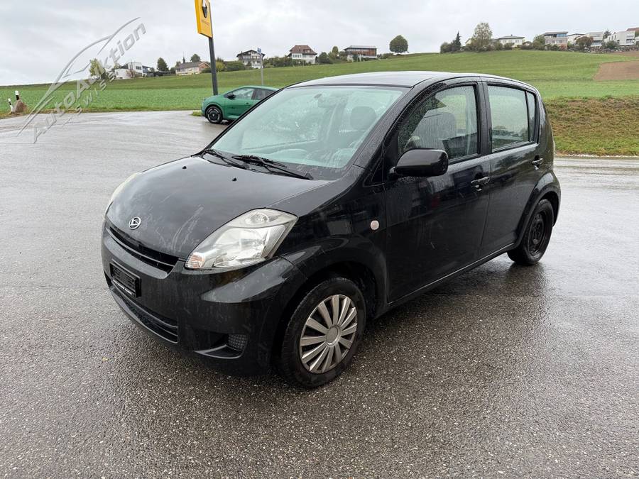 DAIHATSU SIRION 1.3