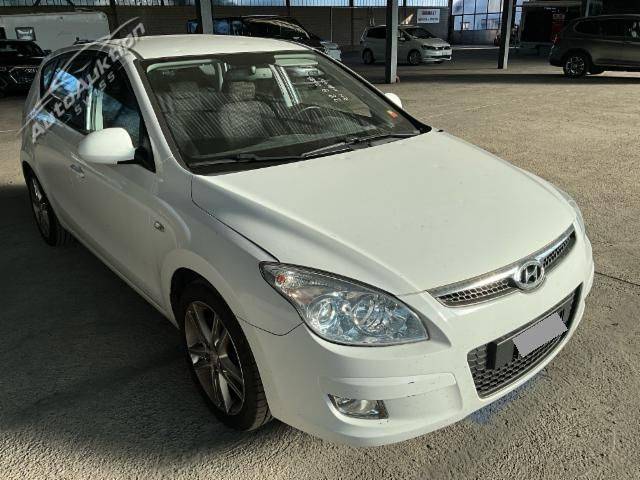 Hyundai i30 2.0i Premium