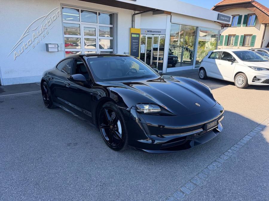 PORSCHE Taycan Turbo