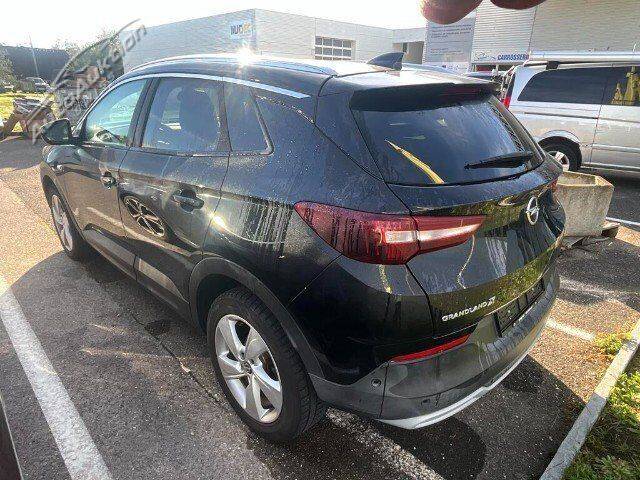Opel GRANDLAND SUV