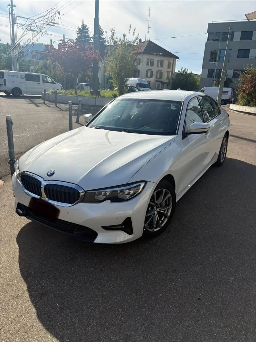 BMW 330i
