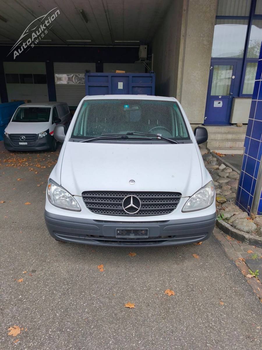 MERCEDES-BENZ Vito 111 CDI