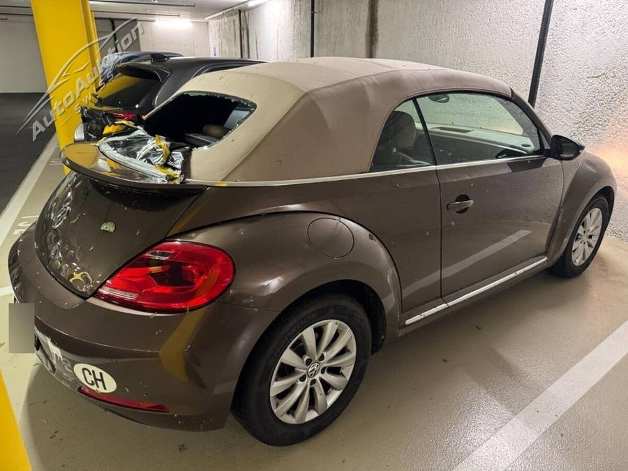 VW Beetle Cabriolet 1.2 TSI Design DSG, 105 PS