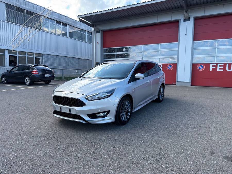 FORD Focus 1.5 SCTi ST-Line / MFK 08.26 / AHK / Dachträger