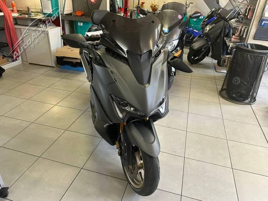 YAMAHA XP560D 0.6, 48 PS