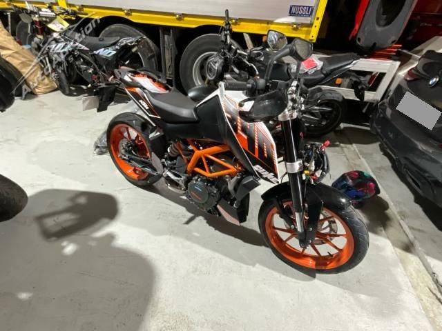 KTM 390 Duke ABS
