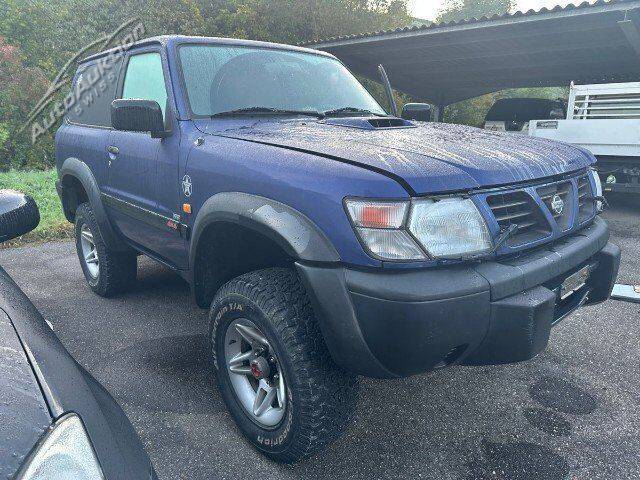 Nissan Patrol GR (Y61)(10.1997->) Basis