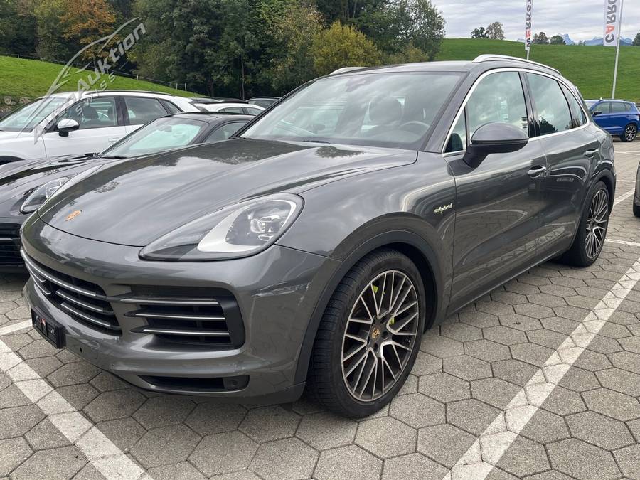 PORSCHE Cayenne E-Hybrid