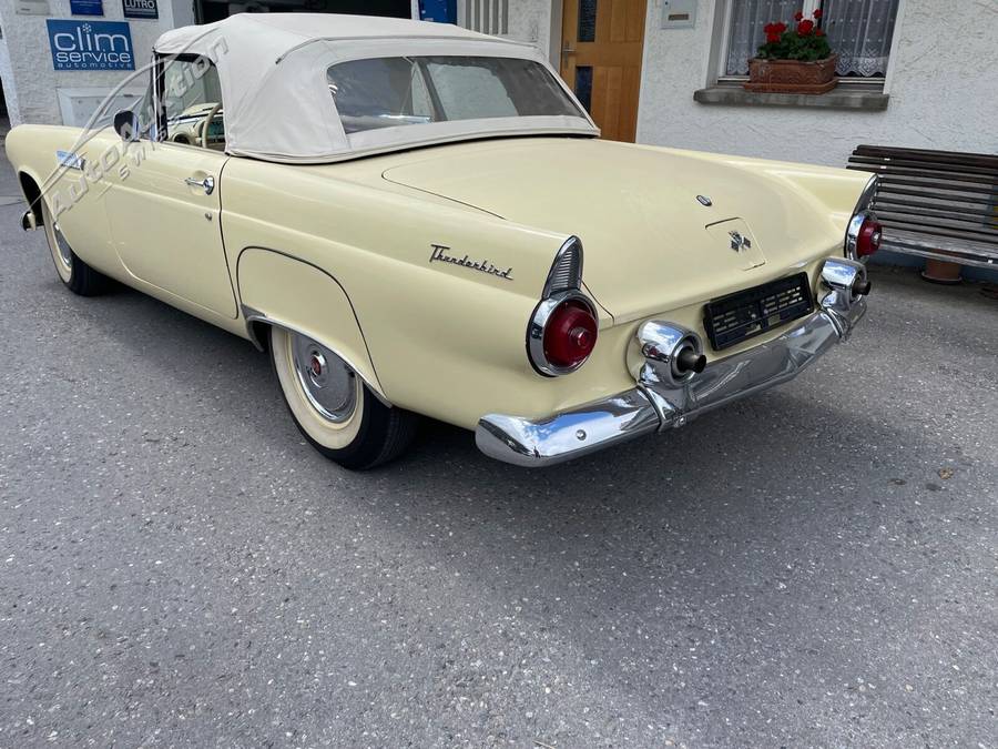 FORD Thunderbird