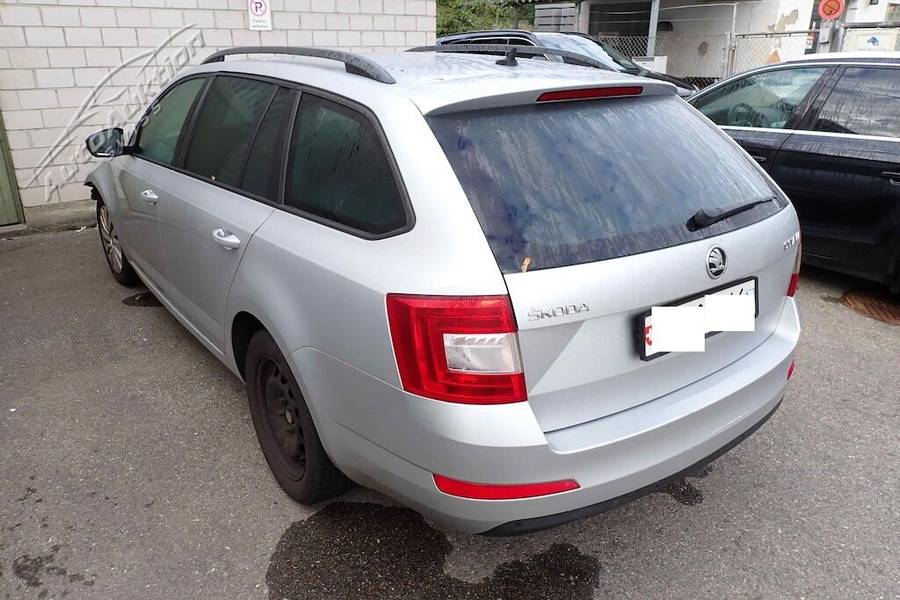 SKODA OCTAVIA 1.6 TDI AMBITION