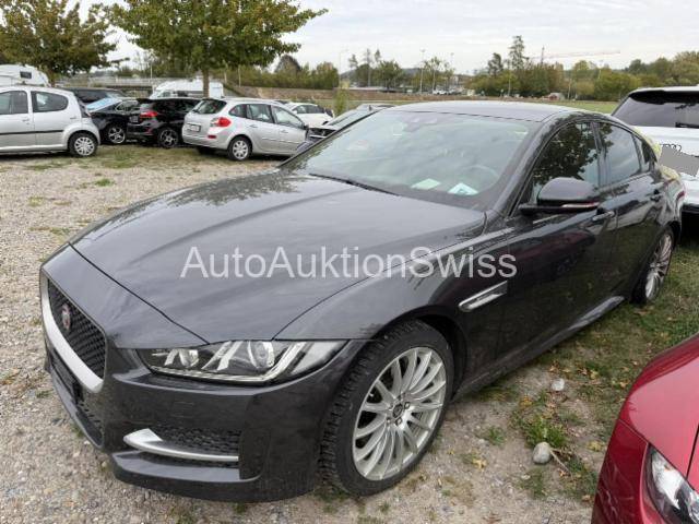 Jaguar XE 2.0 T 240 R-Sport