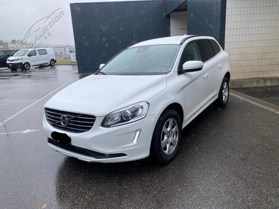 VOLVO XC60 D4 AWD EXEKUTIVE