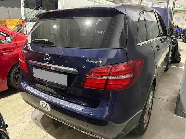 Mercedes-Benz B 220 4Matic
