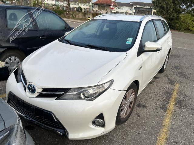 Toyota Auris Touring Sports 1.8 HSD Luna