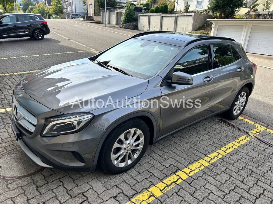MERCEDES-BENZ GLA200CDI 4m
