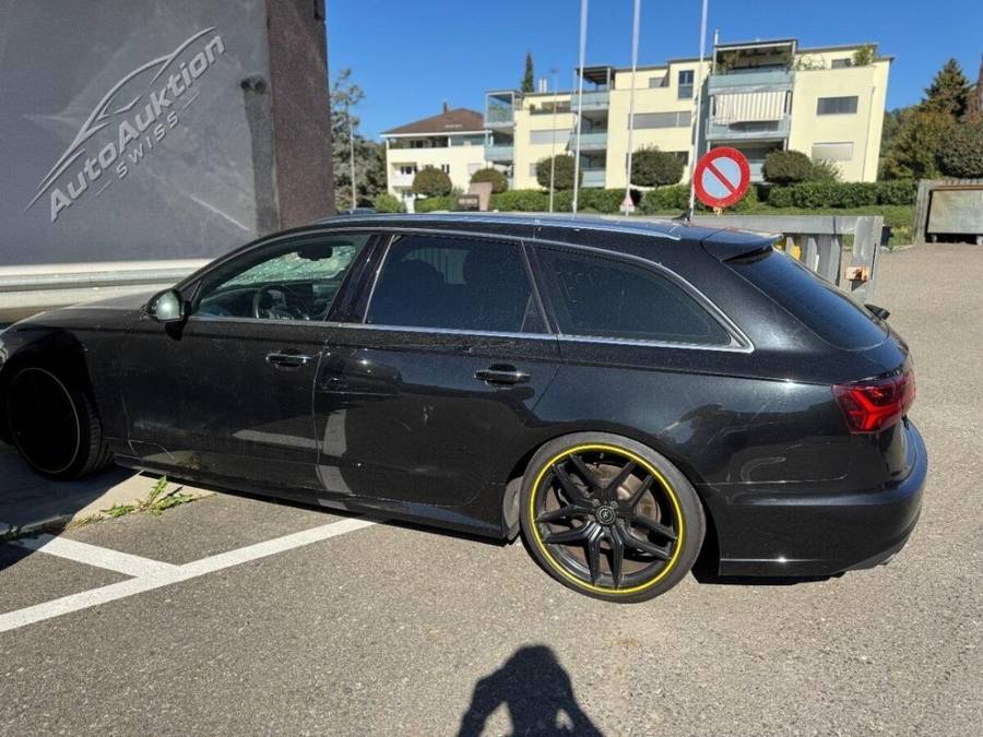 AUDI A6 AVANT 3.0 TDI quattro, 272 PS