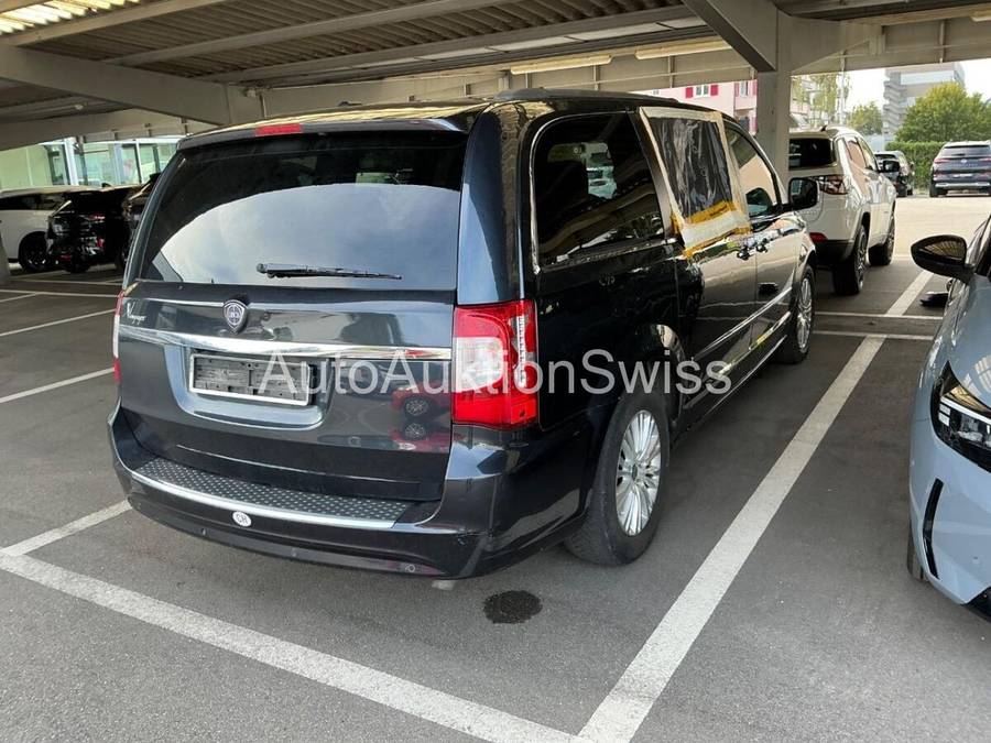 LANCIA Voyager 2.8D Gold, 178 PS